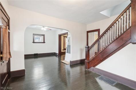 3612 Daisy Avenue Cleveland OH 44109