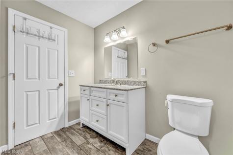 6315 Tall Oaks Drive Mentor OH 44060