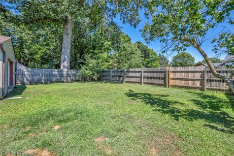 6315 Tall Oaks Drive Mentor OH 44060