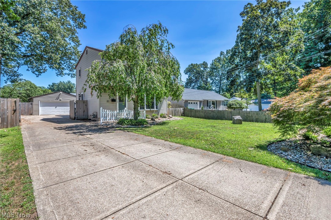 6315 Tall Oaks Drive Mentor OH 44060