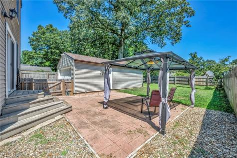 6315 Tall Oaks Drive Mentor OH 44060