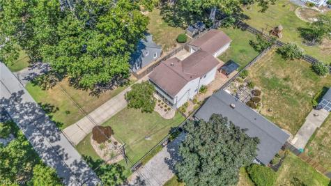 6315 Tall Oaks Drive Mentor OH 44060