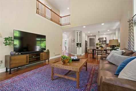 255 Williamsburg Drive Avon Lake OH 44012