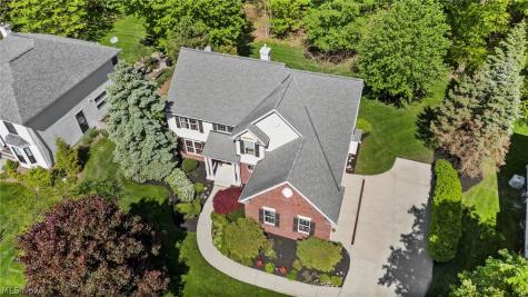 255 Williamsburg Drive Avon Lake OH 44012