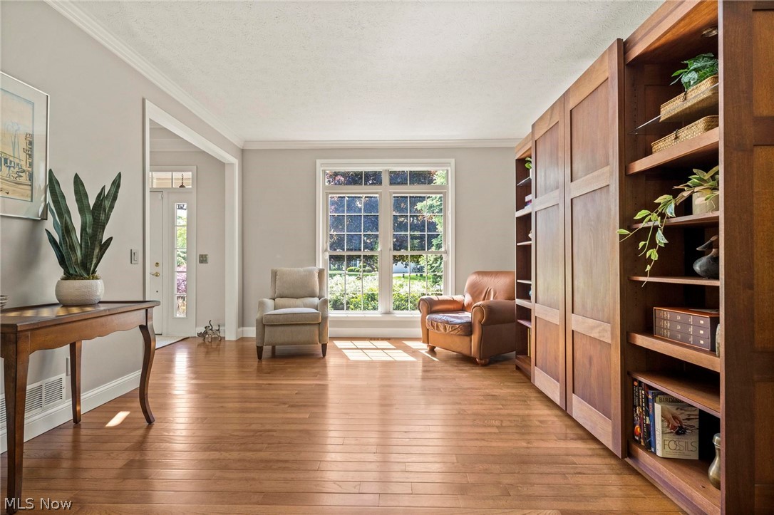 255 Williamsburg Drive Avon Lake OH 44012