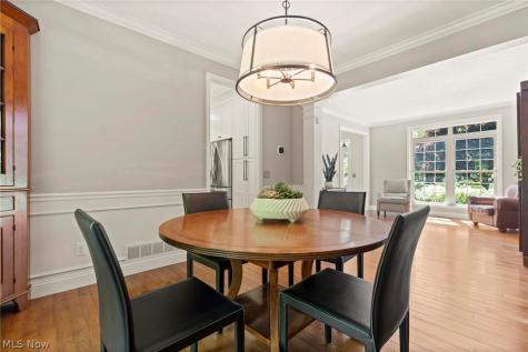 255 Williamsburg Drive Avon Lake OH 44012