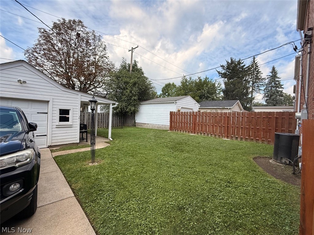 5522 Hollywood Avenue Maple Heights OH 44137