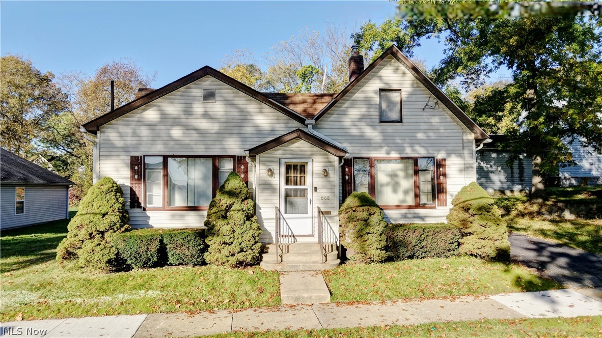 668 Mallison Avenue Akron OH 44307