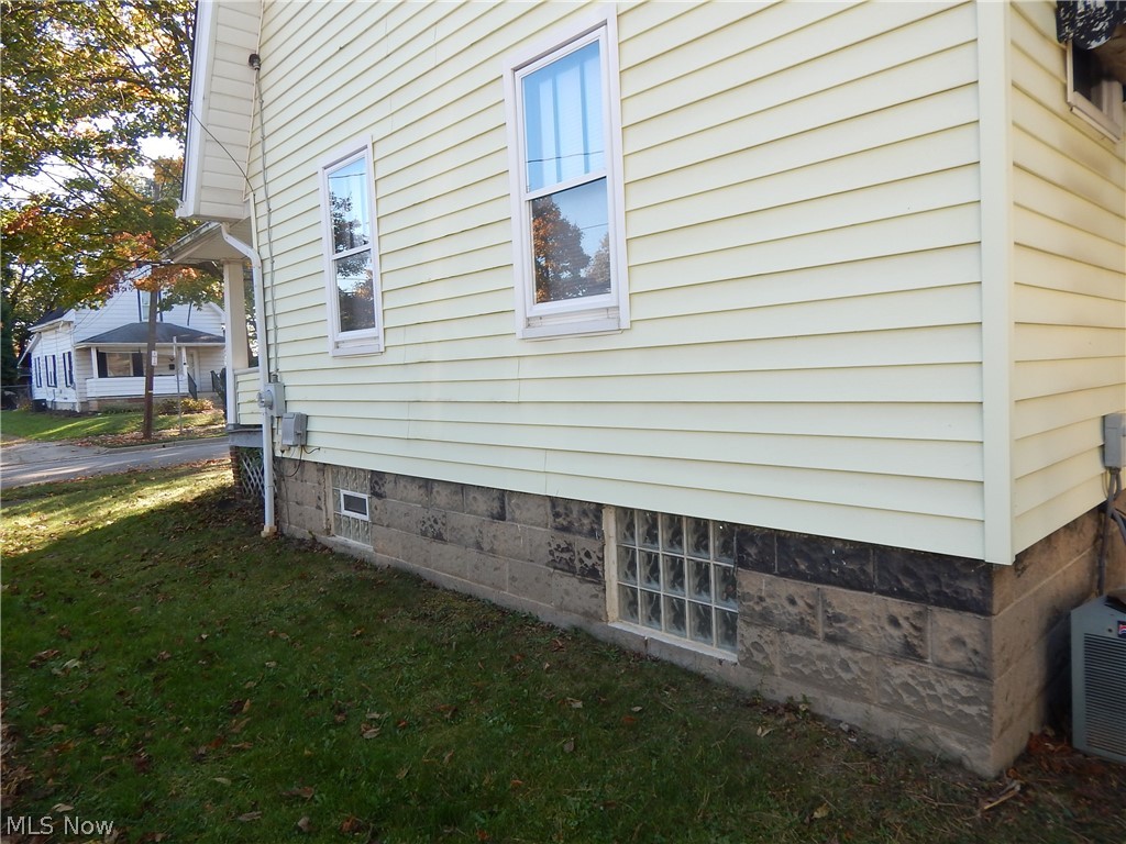 940 Davis Street Akron OH 44310