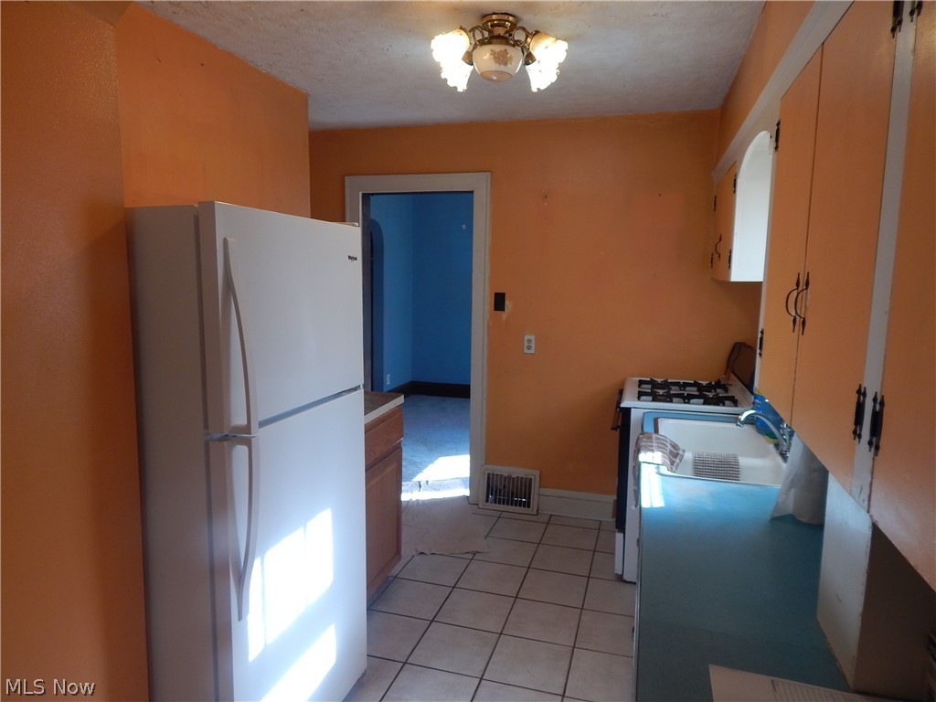 940 Davis Street Akron OH 44310