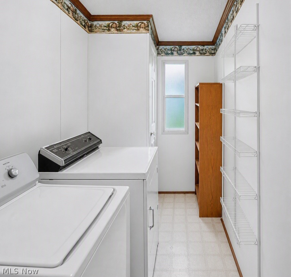 430 Whispering Pines Drive SW Warren OH 44481