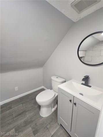 1138 E 331st Street Eastlake OH 44095