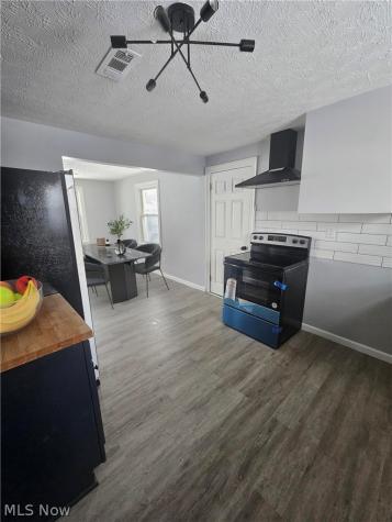 1138 E 331st Street Eastlake OH 44095