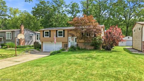 805 Trumbull Drive Niles OH 44446