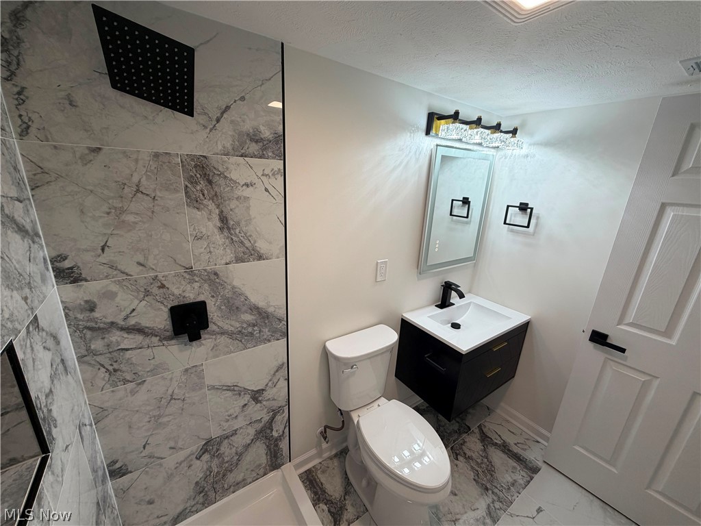 4919 Ridge Road Brooklyn OH 44144