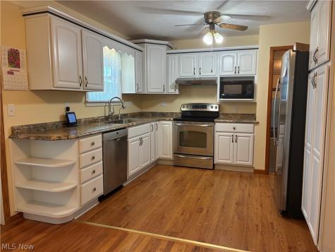 2777 N Apple Creek Road Wooster OH 44691