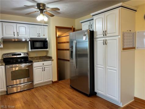2777 N Apple Creek Road Wooster OH 44691