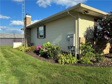 2777 N Apple Creek Road Wooster OH 44691