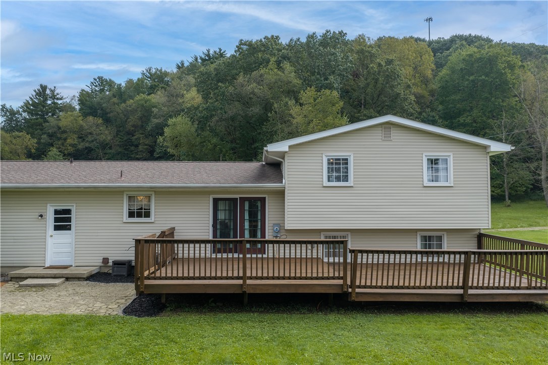 154 Unger Street Gnadenhutten OH 44629