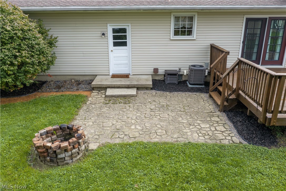154 Unger Street Gnadenhutten OH 44629