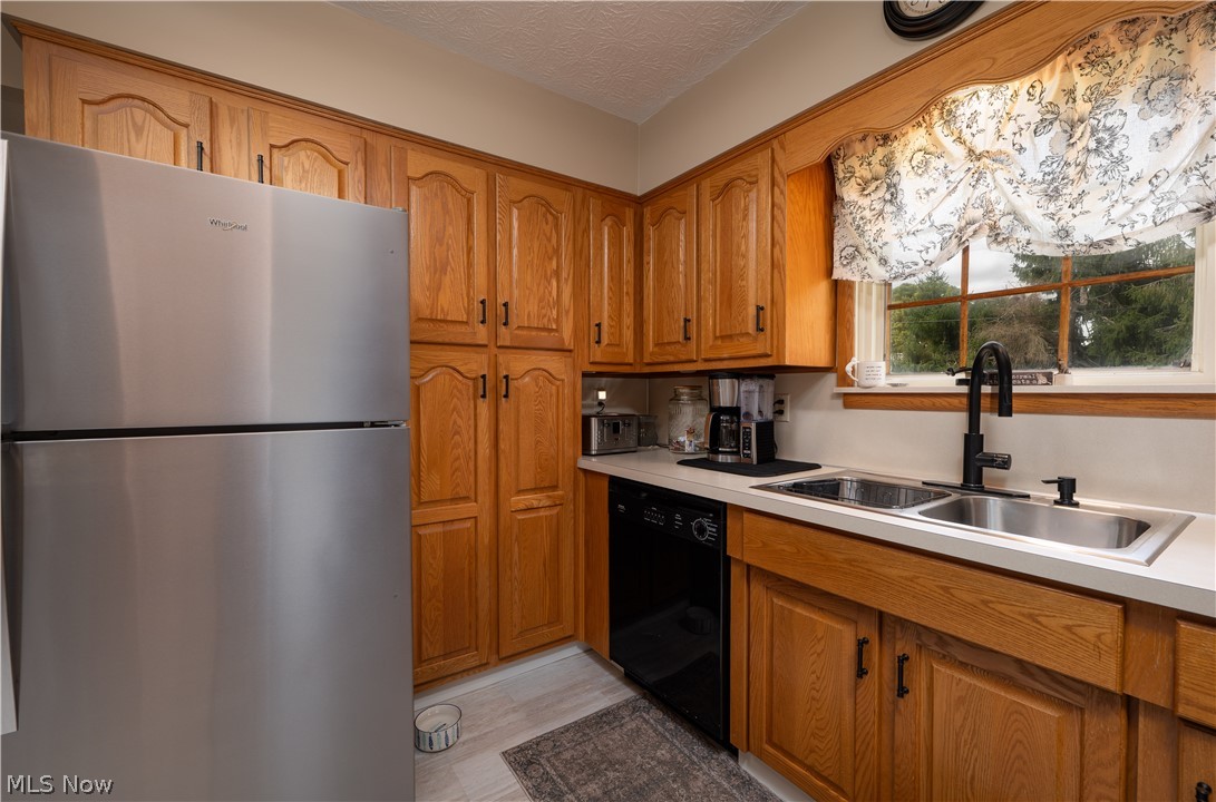 154 Unger Street Gnadenhutten OH 44629