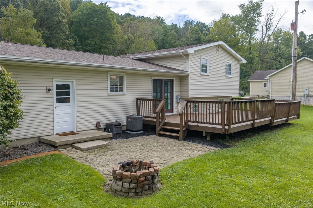 154 Unger Street Gnadenhutten OH 44629