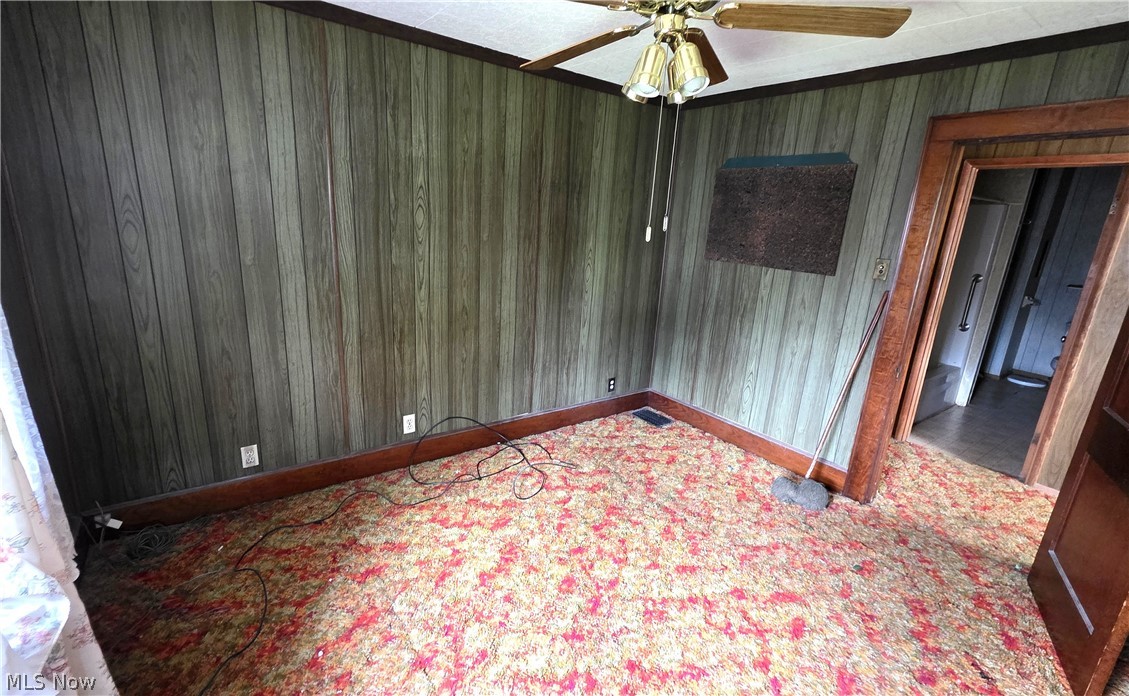 446 N 8th Street Cambridge OH 43725