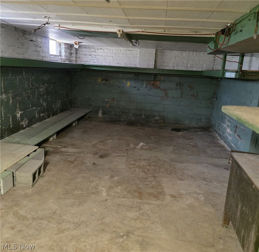 446 N 8th Street Cambridge OH 43725