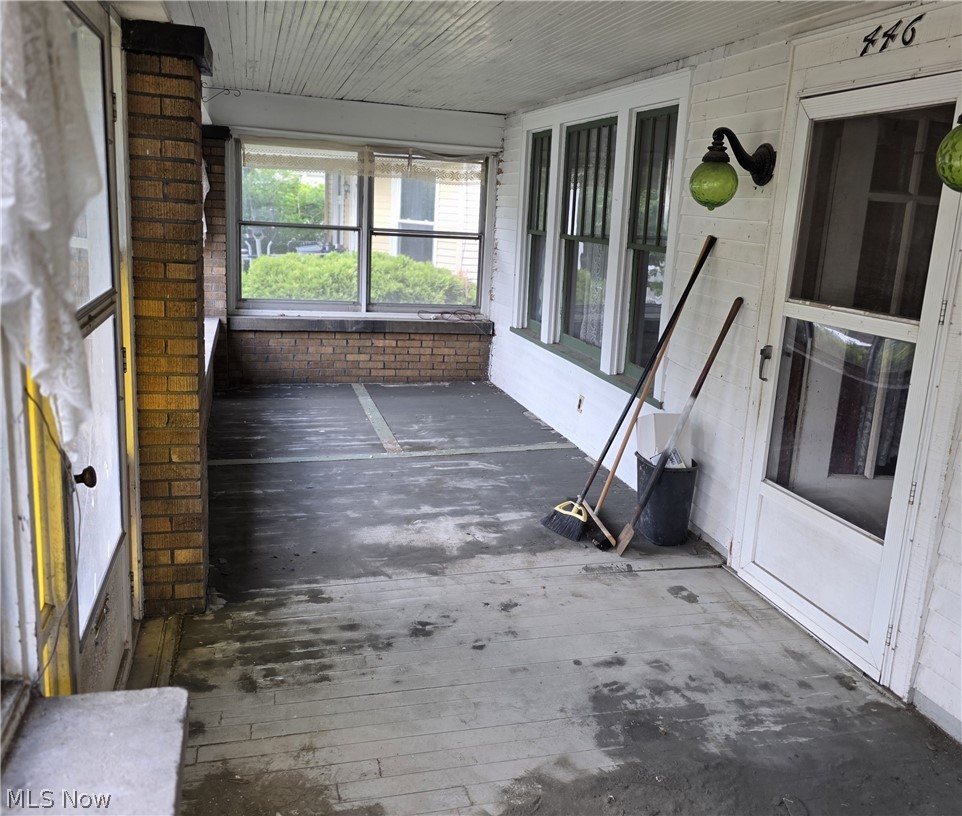 446 N 8th Street Cambridge OH 43725