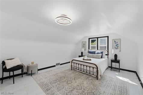 315 Greenvale Road South Euclid OH 44121