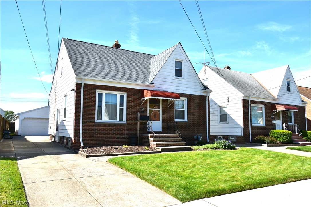 13129 Astor Avenue Cleveland OH 44135