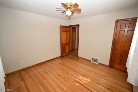 13129 Astor Avenue Cleveland OH 44135