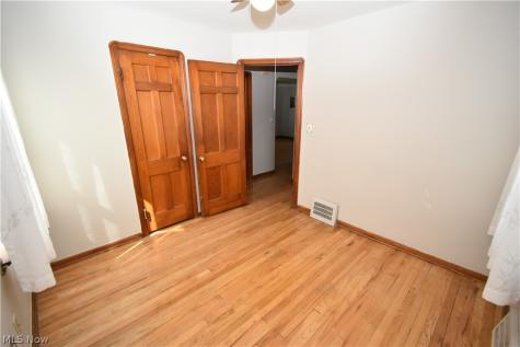 13129 Astor Avenue Cleveland OH 44135
