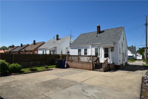 13129 Astor Avenue Cleveland OH 44135
