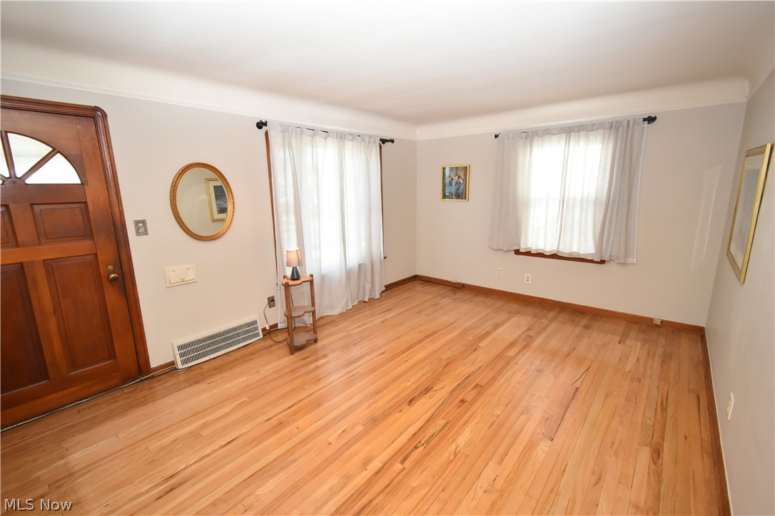 13129 Astor Avenue Cleveland OH 44135