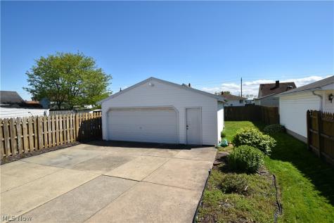 13129 Astor Avenue Cleveland OH 44135