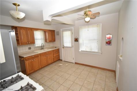 13129 Astor Avenue Cleveland OH 44135