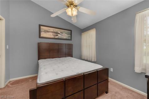 1613 Lakeview Avenue Lorain OH 44053