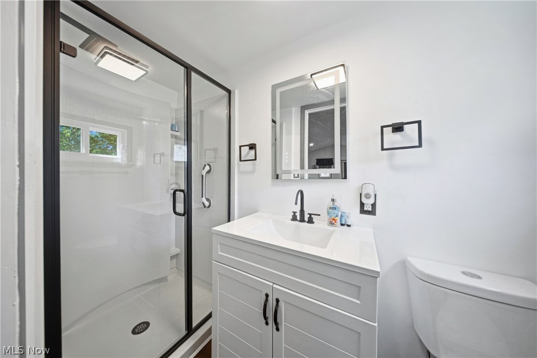 12 Mansfield Avenue Mount Vernon OH 43050