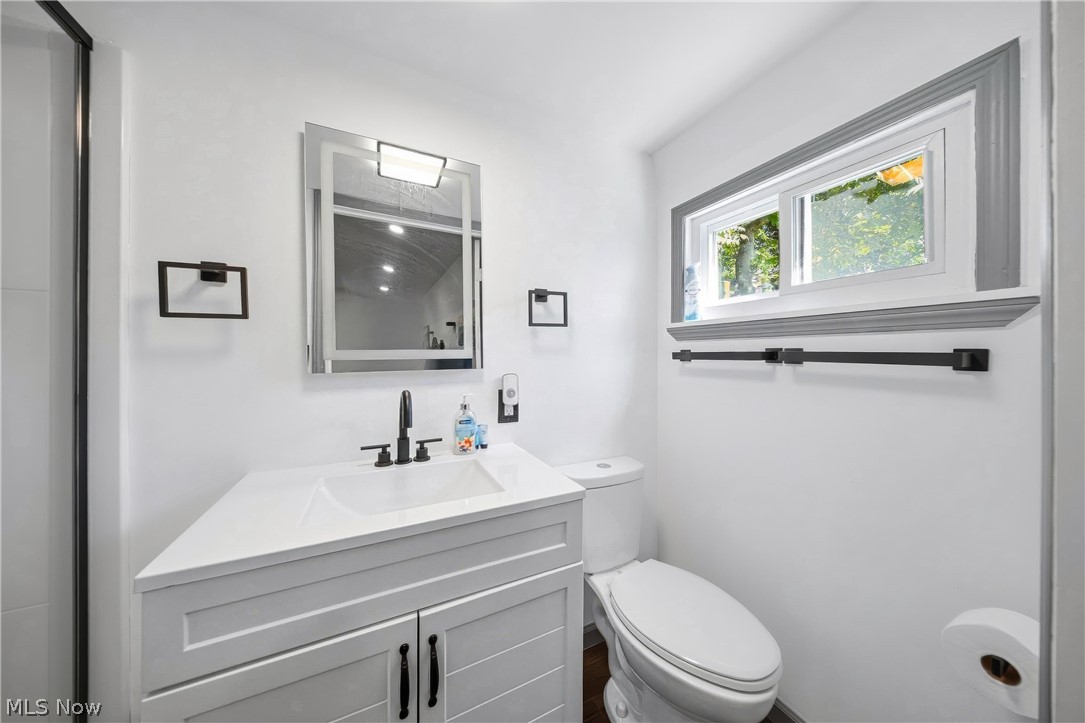 12 Mansfield Avenue Mount Vernon OH 43050
