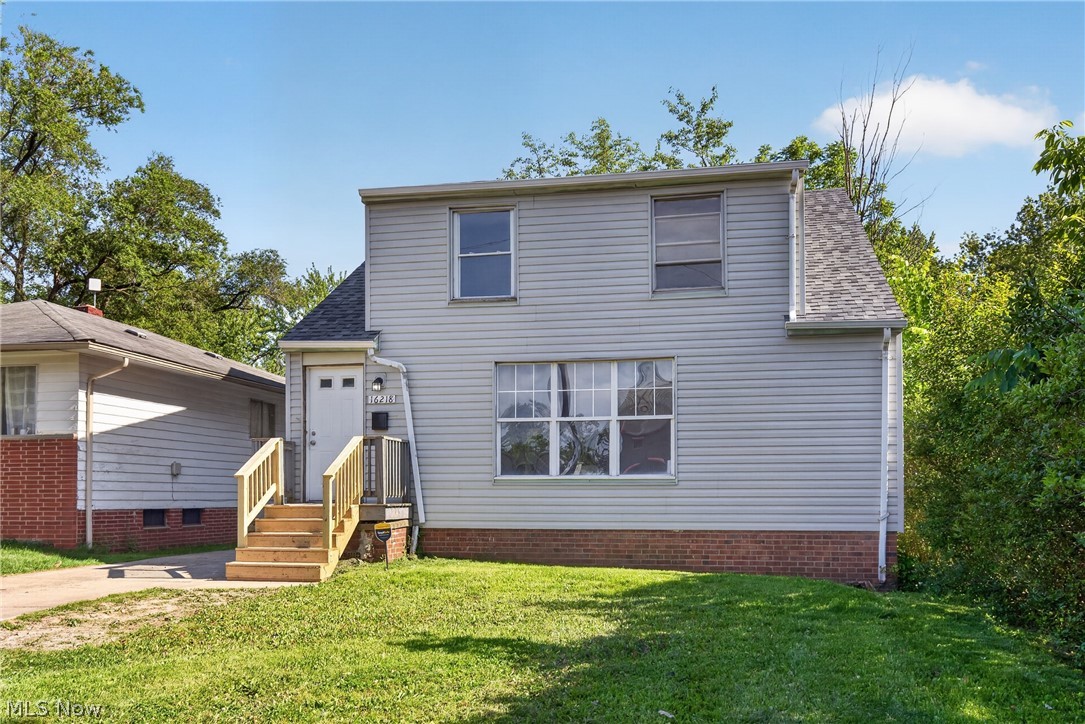 16218 Telfair Avenue Cleveland OH 44128