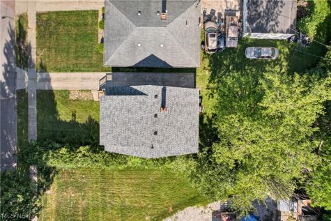 16218 Telfair Avenue Cleveland OH 44128