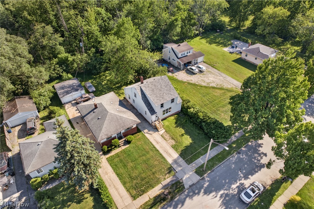 16218 Telfair Avenue Cleveland OH 44128
