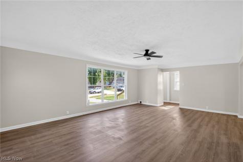 16218 Telfair Avenue Cleveland OH 44128