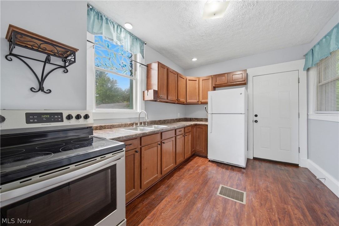 1626 Huguelet Street Akron OH 44305