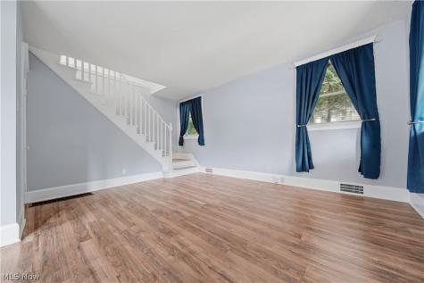 1626 Huguelet Street Akron OH 44305
