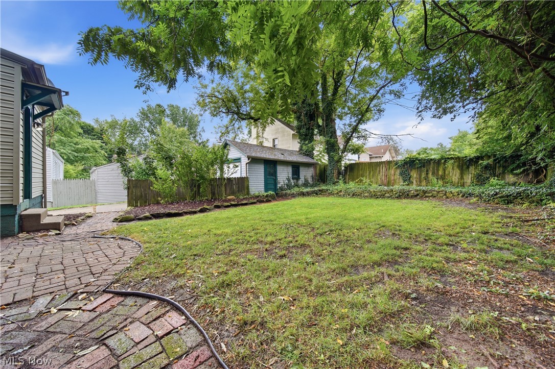 1626 Huguelet Street Akron OH 44305