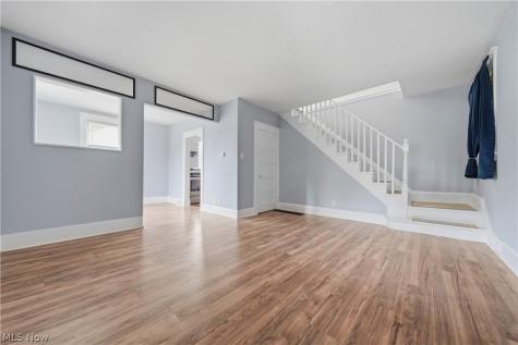 1626 Huguelet Street Akron OH 44305