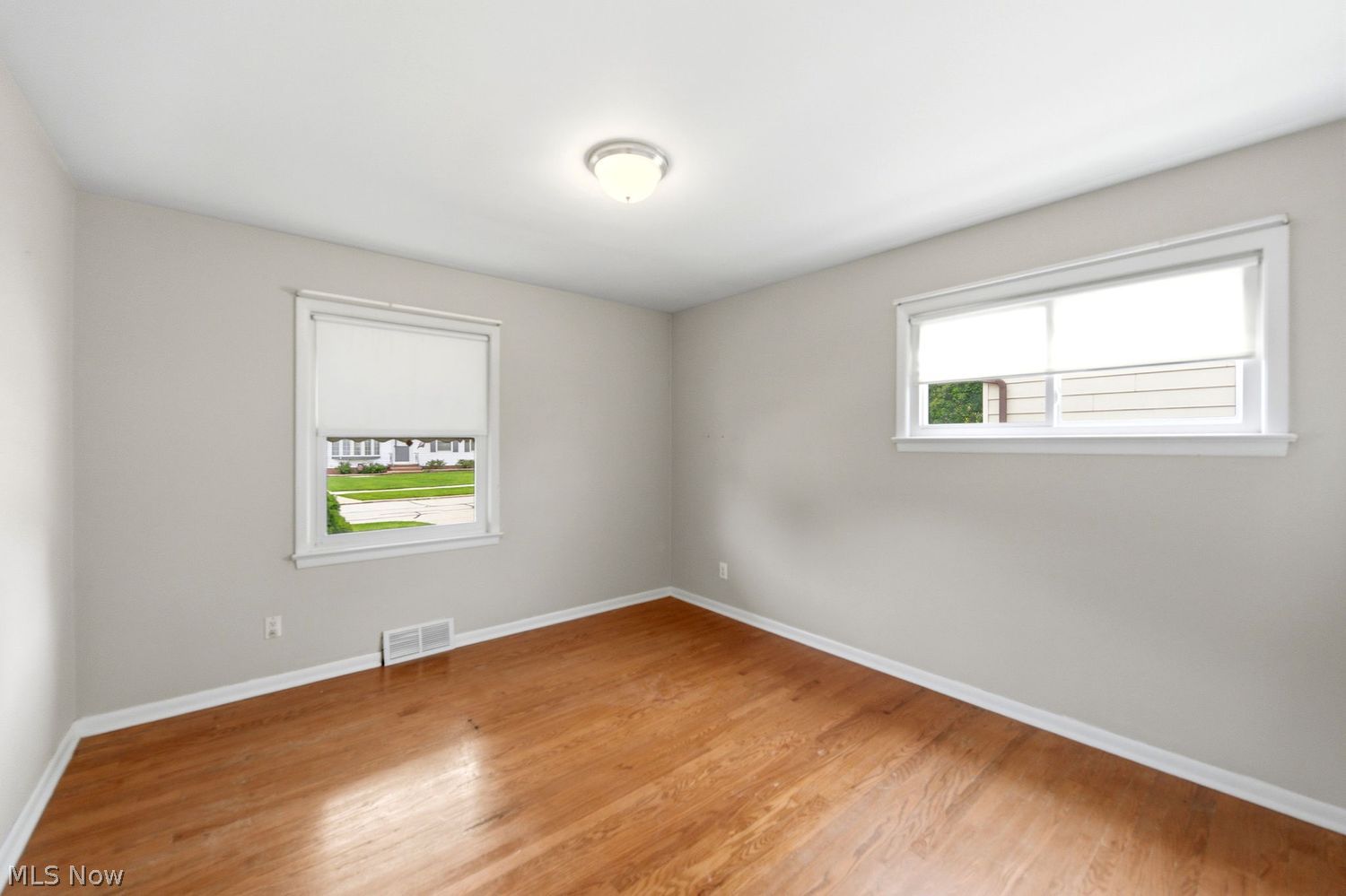 29468 Woodway Drive Wickliffe OH 44092