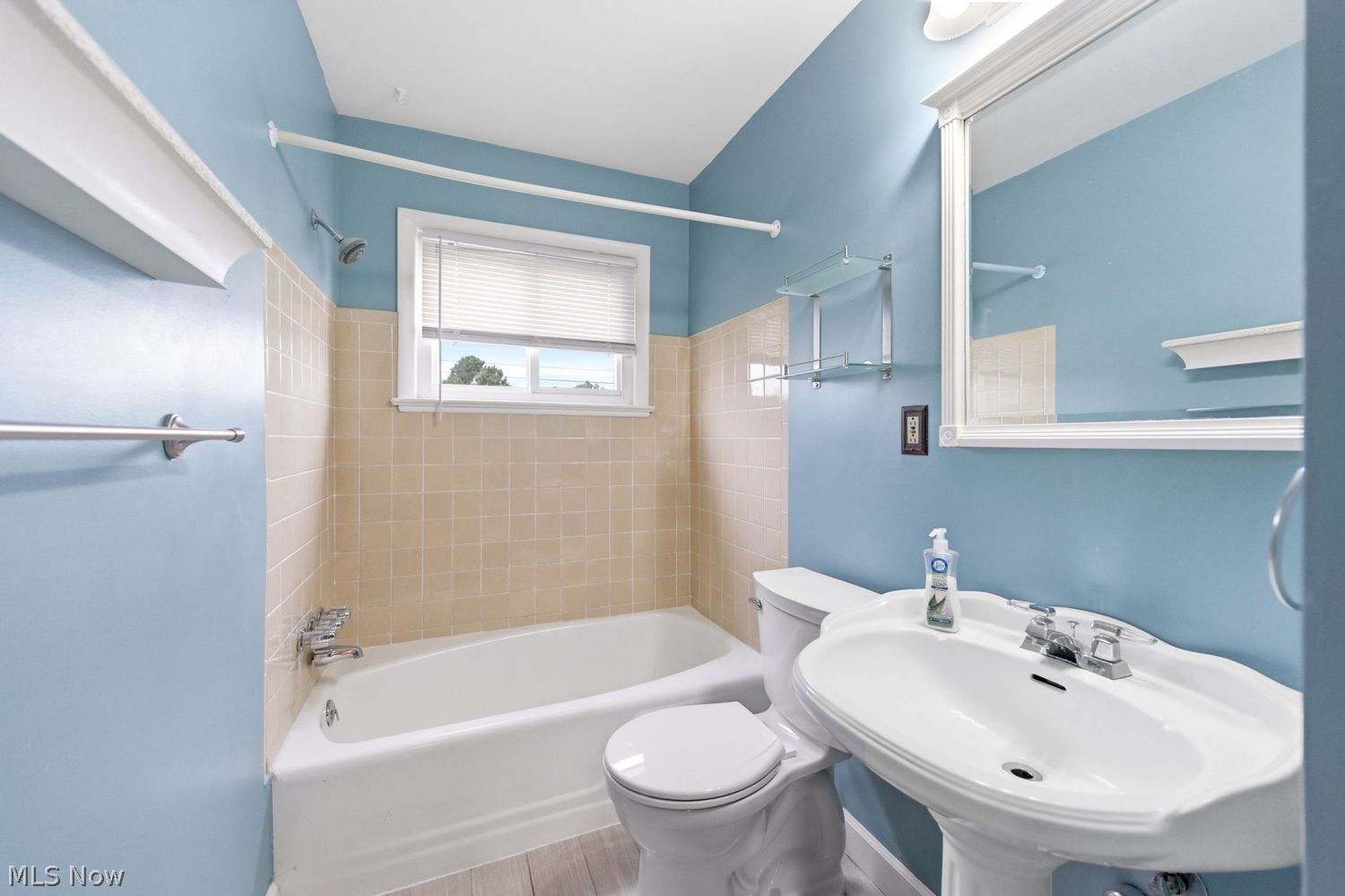 29468 Woodway Drive Wickliffe OH 44092